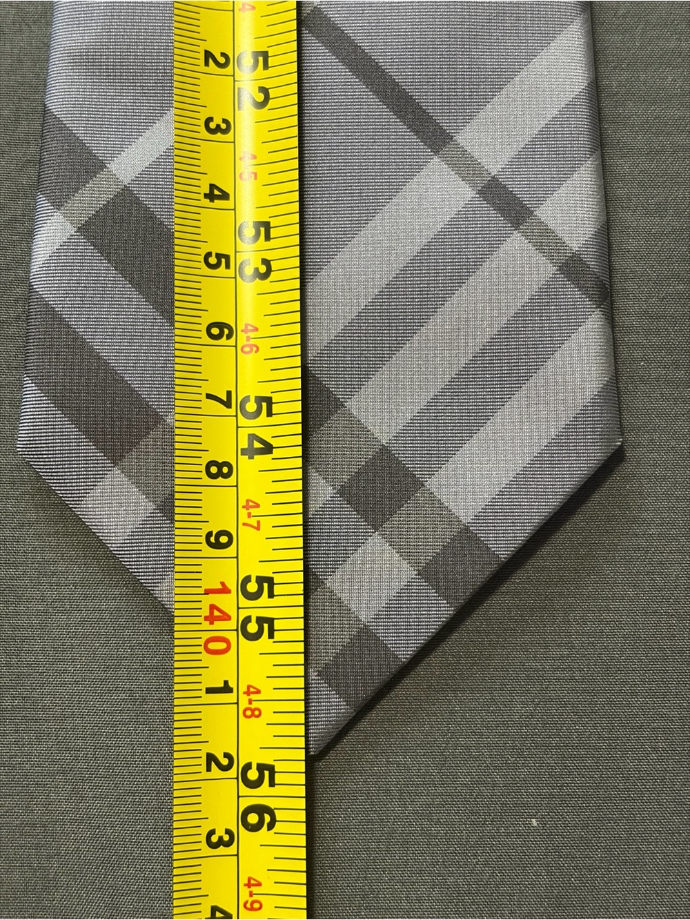 Burberry London Men’s Blue Grey Check Plaid Necktie
